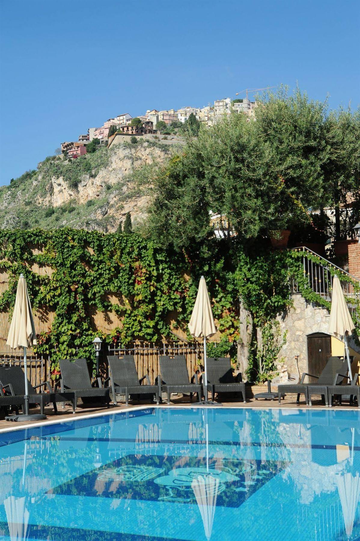 Villa Angela Taormina Luaran gambar